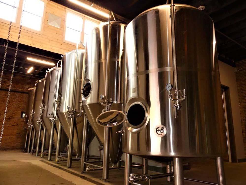 25HL Double wall bright beer tank